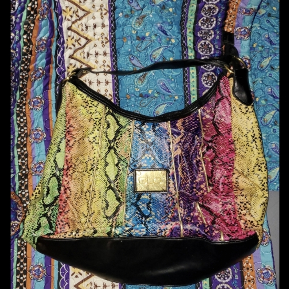 Glo purse